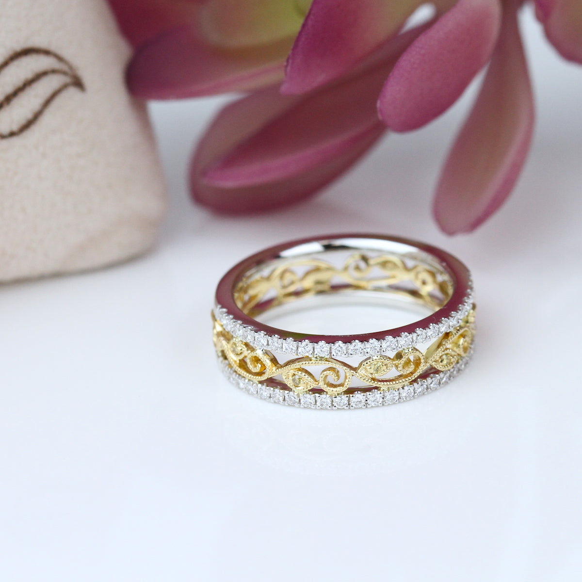 18k yellow and white gold diamond band